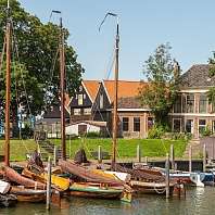 Der alte Hafen der Hansestadt Kampen am Fluss IJssel, Overijssel, Niederlande.