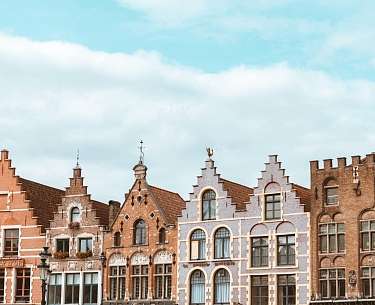 Blick auf die Häuserfassade in der historischen Stadt Gent im Kultururlaub Blick auf die Häuserfassade in der historischen Stadt Gent im Kultururlaub