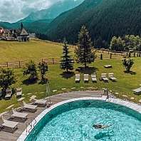 Friederike Hegner 2018 Hotel Romantik Hotel Deimann Pool 8 3