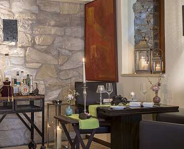 Gourmet restaurant im Romantik Hotel Chalet am Kiental  Gourmet restaurant im Romantik Hotel Chalet am Kiental