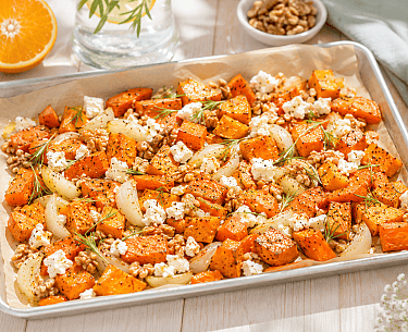 Ofenkartoffel mit Feta & Walnüssen