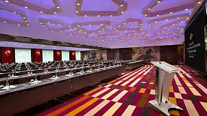 Maximilian I II Parlamentarisch lila