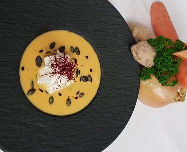 Kürbis-Karotten-Cremesuppe