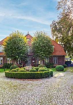 Die Außenansicht des Romantikhotels friederikenhof Die Außenansicht des Romantikhotels friederikenhof