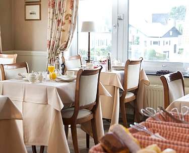 Frühstück im Romantik Hotel Manoir Carpe Diem Frühstück im Romantik Hotel Manoir Carpe Diem