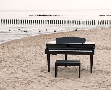 Klavier im Sand Klavier im Sand