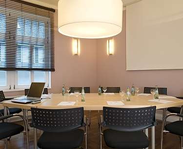 Seminar room "Vienna" in Romantik Jugendstilhotel Bellevue Seminar room "Vienna" in Romantik Jugendstilhotel Bellevue