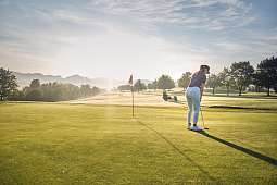 Golfen bei den Deimanns - Romantik Wellnesshotel Deimann Golfen bei den Deimanns - Romantik Wellnesshotel Deimann
