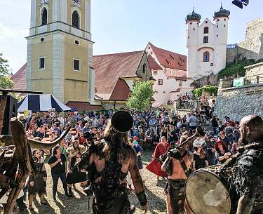 Mittelalterfest auf der Parsberger Burg Mittelalterfest auf der Parsberger Burg