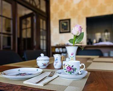 Frühstück im Karmeliterhof