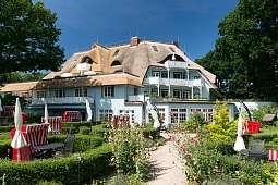 Romantik Hotel Namenlos in Ahrenshoop Romantik Hotel Namenlos in Ahrenshoop