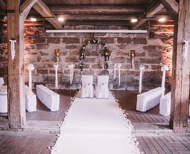 Freie Trauung im Romantik Hotel Gasthaus Rottner Freie Trauung im Romantik Hotel Gasthaus Rottner