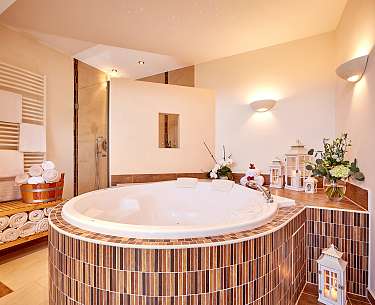Vital Alpin Spa im Romantik Alpenhotel Waxenstein Vital Alpin Spa im Romantik Alpenhotel Waxenstein
