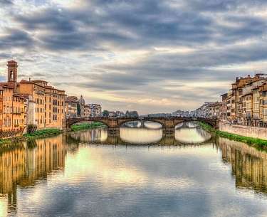 Arno river Florenz Arno river Florenz