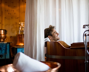 Wellness - Romantik Hotel Turm Wellness - Romantik Hotel Turm