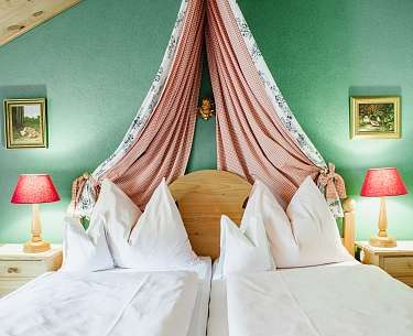 Tower Suite "Reichenau" Romantik Hotel Almtalhof Tower Suite "Reichenau" Romantik Hotel Almtalhof