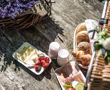 Fruehstueckskorb Winzarei Fruehstueckskorb Winzarei