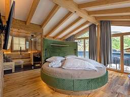 Zeller Suite Zeller Suite