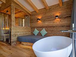 Zeller Suite 2