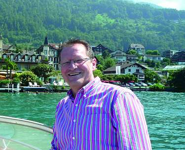 Gastgeber Oliver Müller Gastgeber Oliver Müller