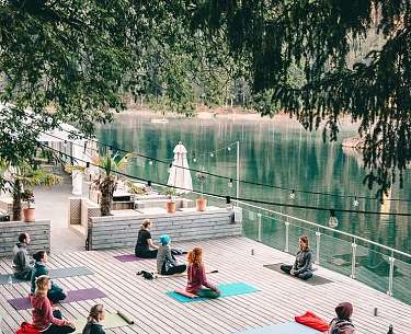 Yoga am Caumasee Yoga am Caumasee