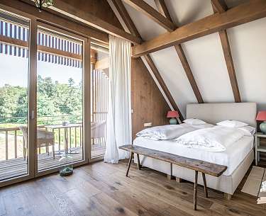 bedrooms chalet 24  bedrooms chalet 24