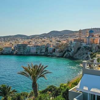 Vue de Syros Island