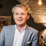 Thomas Edelkamp, Vorstandsvorsitzender der Gruppe Ro mantik Hotels & Restaurants Thomas Edelkamp, Vorstandsvorsitzender der Gruppe Ro mantik Hotels & Restaurants