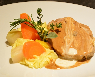 Hackbraten mit Cognac-Rahm-Sauce