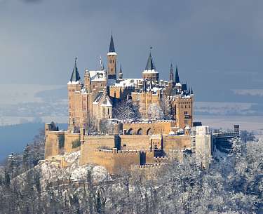Burg Hohenzollern Schneebedeckte Burg Hohenzollern