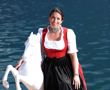 Gudrun Peter Gudrun Peter
