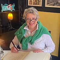 2dae13f2 7c4e 4d94 af8a 7342a8466cf4