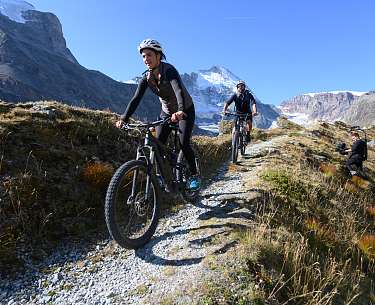 E-bike tours E-bike tours