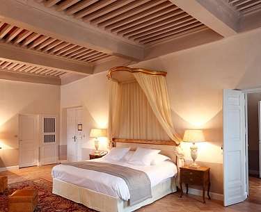 Room Hostellerie de lAbbaye de la Celle Room Hostellerie de lAbbaye de la Celle