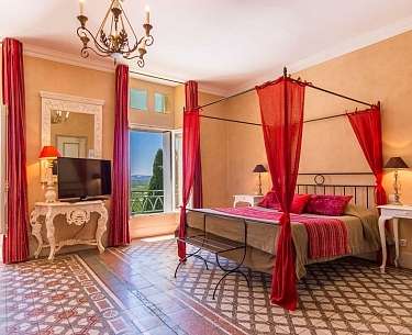 Room Hostellerie du Château des Fines Roches Room Hostellerie du Château des Fines Roches