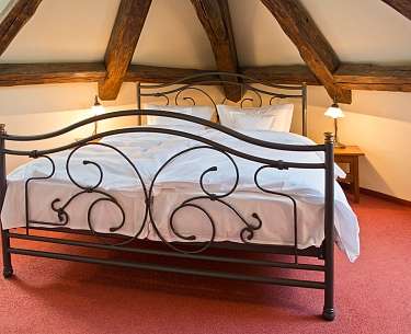 Zimmer im Dachgeschoss Romantik Hotel Gutshaus Ludorf Zimmer im Dachgeschoss Romantik Hotel Gutshaus Ludorf