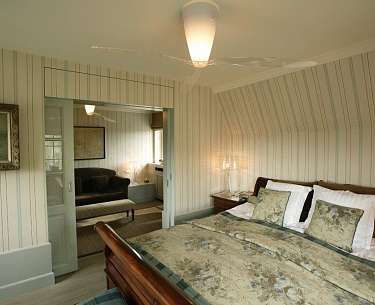 Long Island Suite Romantik Hotel Manoir Carpe Diem Long Island Suite Romantik Hotel Manoir Carpe Diem