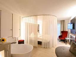 Suite_2