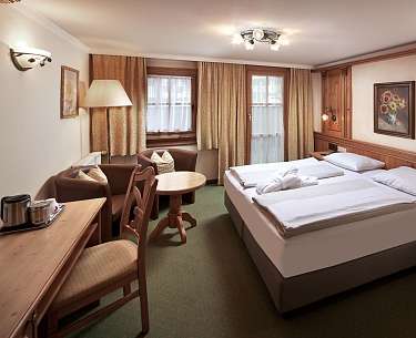 Romantic room Romantik Hotel Zell am See Romantic room Romantik Hotel Zell am See