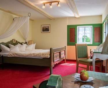 Romantic double room  Romantik Hotel Zum Lindengarten Romantic double room  Romantik Hotel Zum Lindengarten