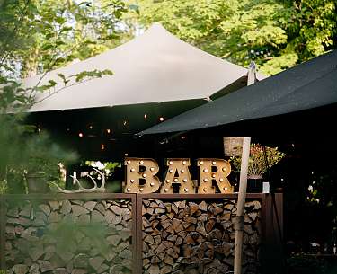 Bar-Boutique  Bar-Boutique