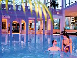 Thermalbecken Romantik Waldhotel Mangold